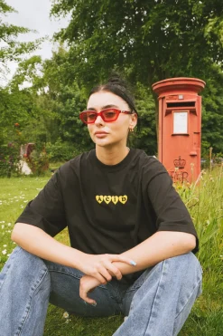 ACID LOVE 0.06 'Siamese' Tee - Black