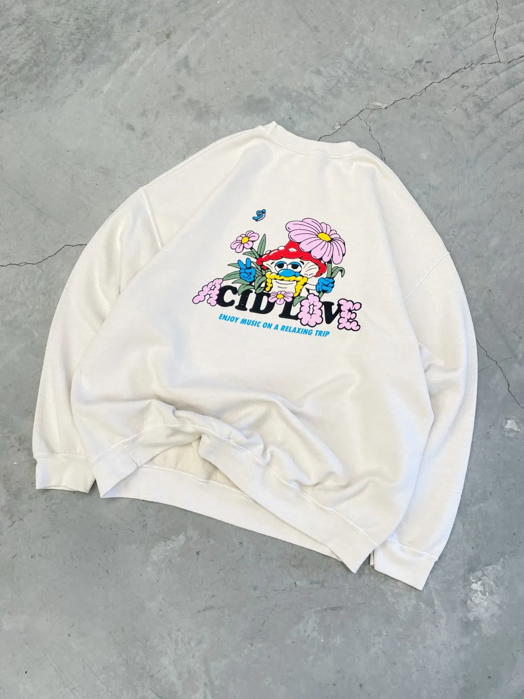Acid Love 'Mushroom' Vintage Washed Sweater - Cream