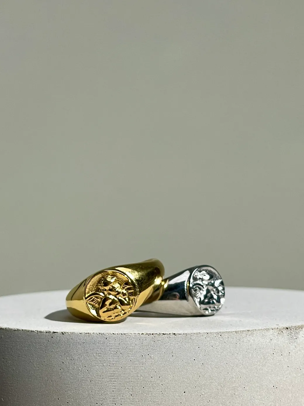 Angel Signet Ring - Silver