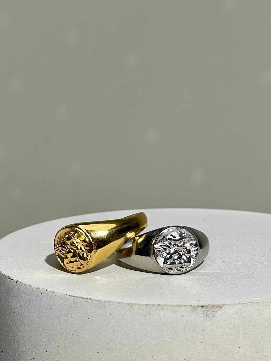 Angel Signet Ring - Silver