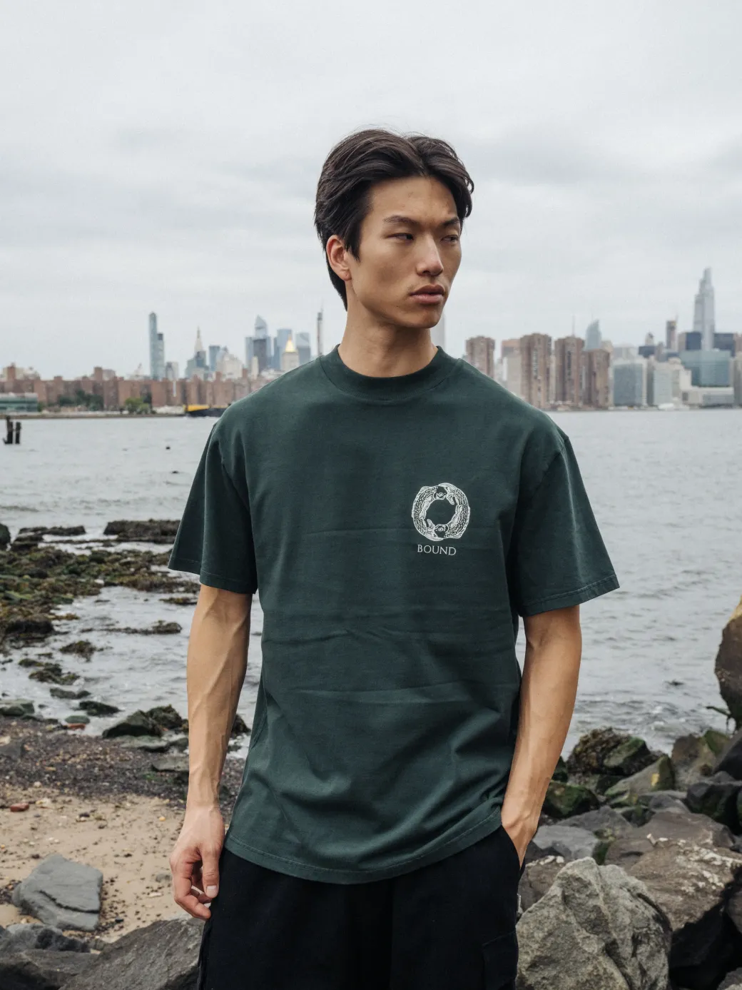 bound 'Angling Crest' Tee - Forest Green