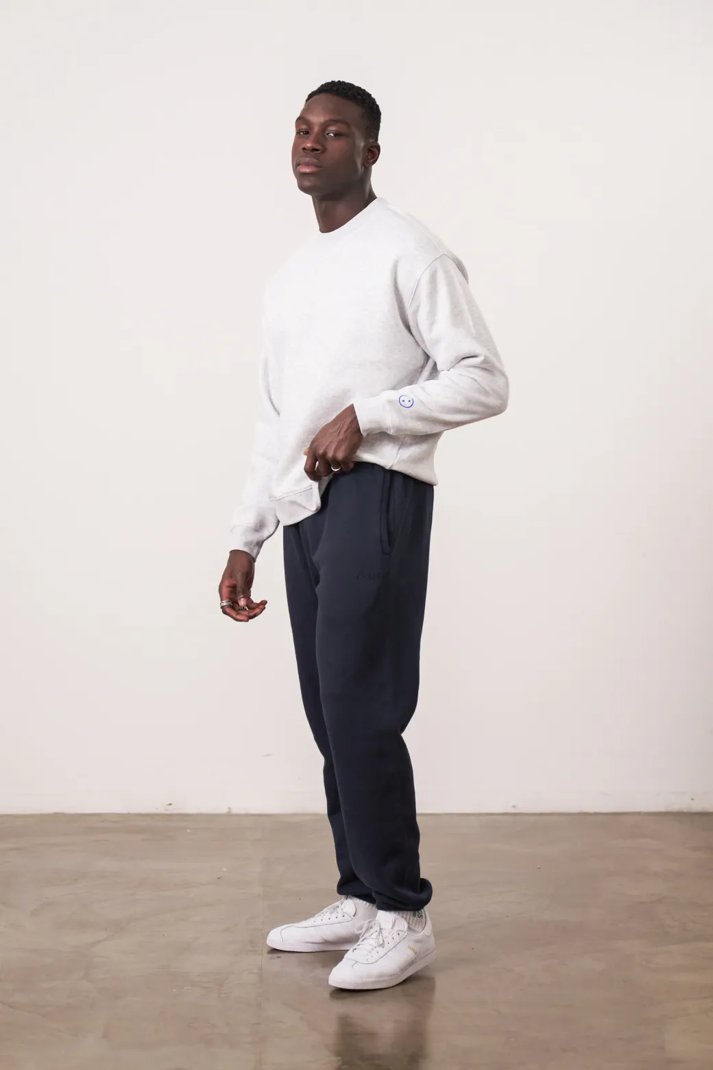 Essentials Premium Sweater - Ash
