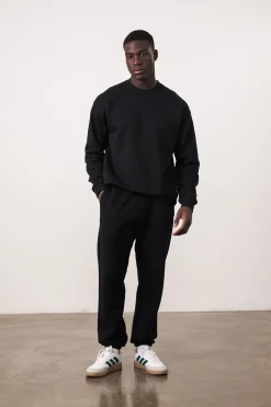 Essentials Premium Sweater - Black
