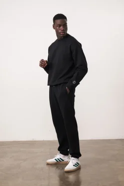 Essentials Premium Sweater - Black