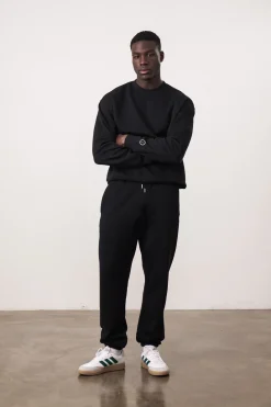 Essentials Premium Sweater - Black