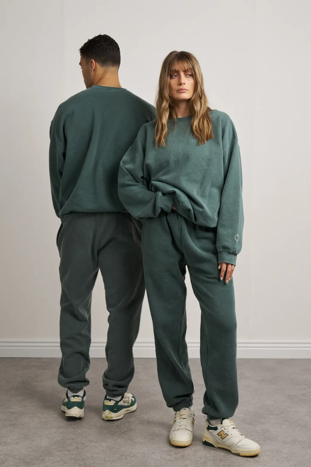 Essentials Vintage Washed Sweater & Jogger Set - Forest