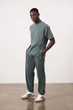 Essentials Vintage Washed Tee - Forest