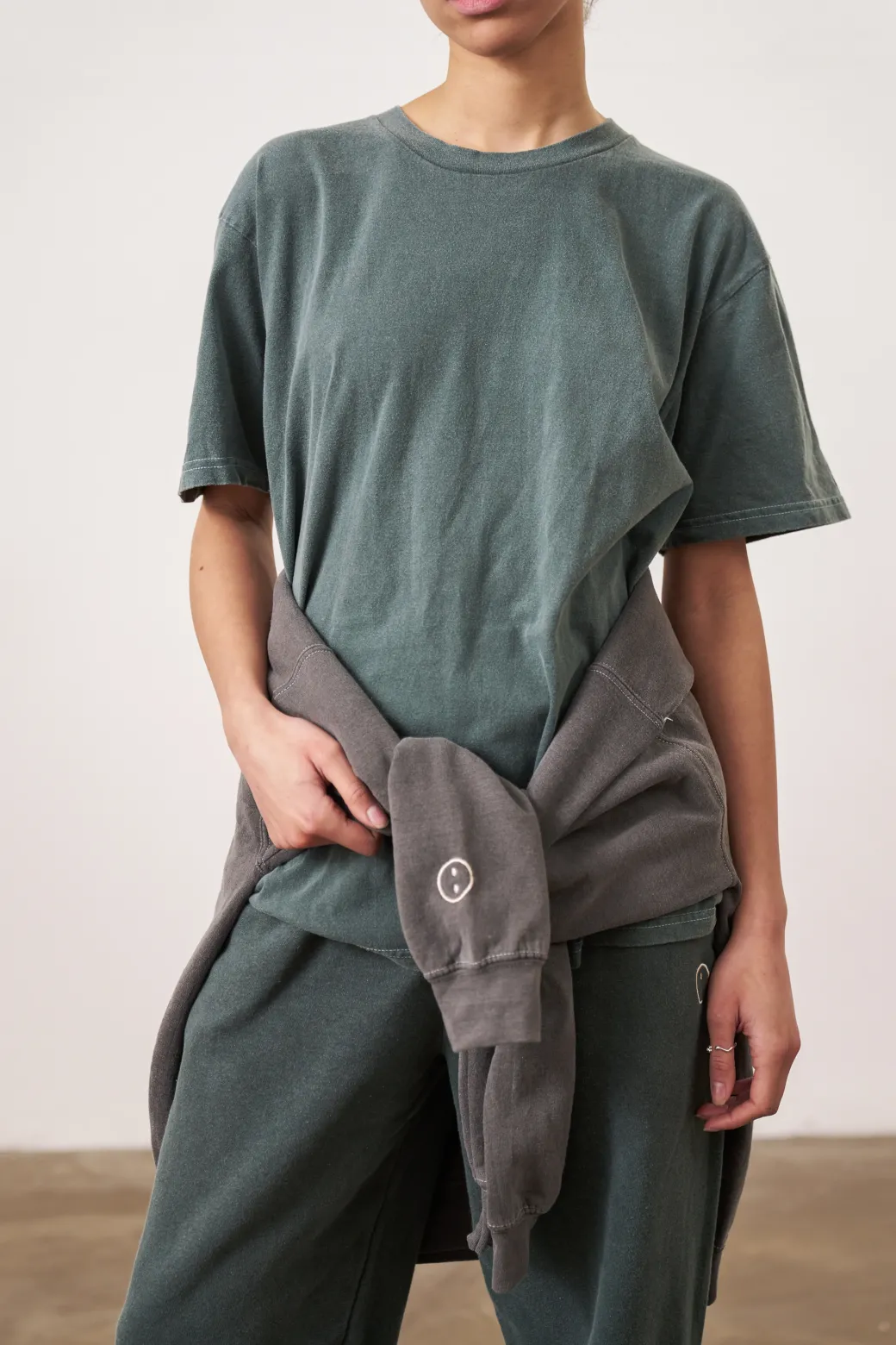 Essentials Vintage Washed Tee - Forest