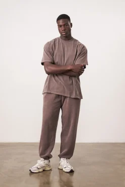 Essentials Vintage Washed Tee - Cocoa