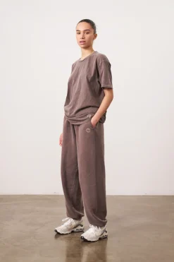 Essentials Vintage Washed Tee - Cocoa