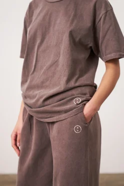 Essentials Vintage Washed Tee - Cocoa