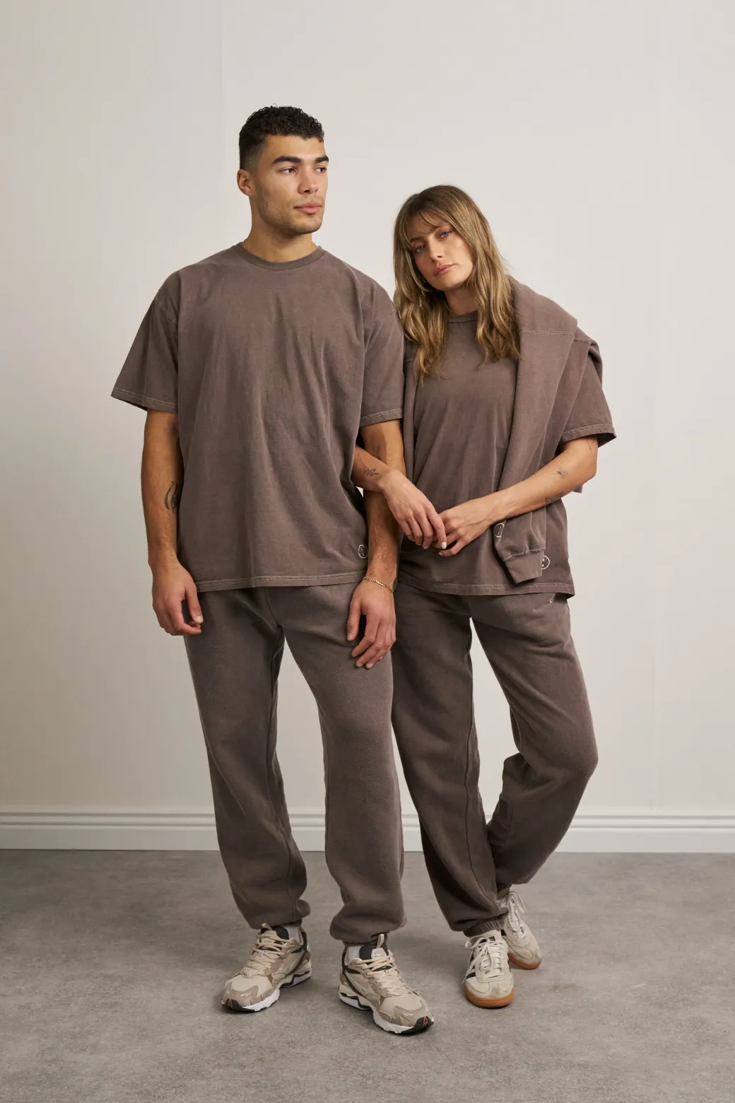 Essentials Vintage Washed Tee - Cocoa