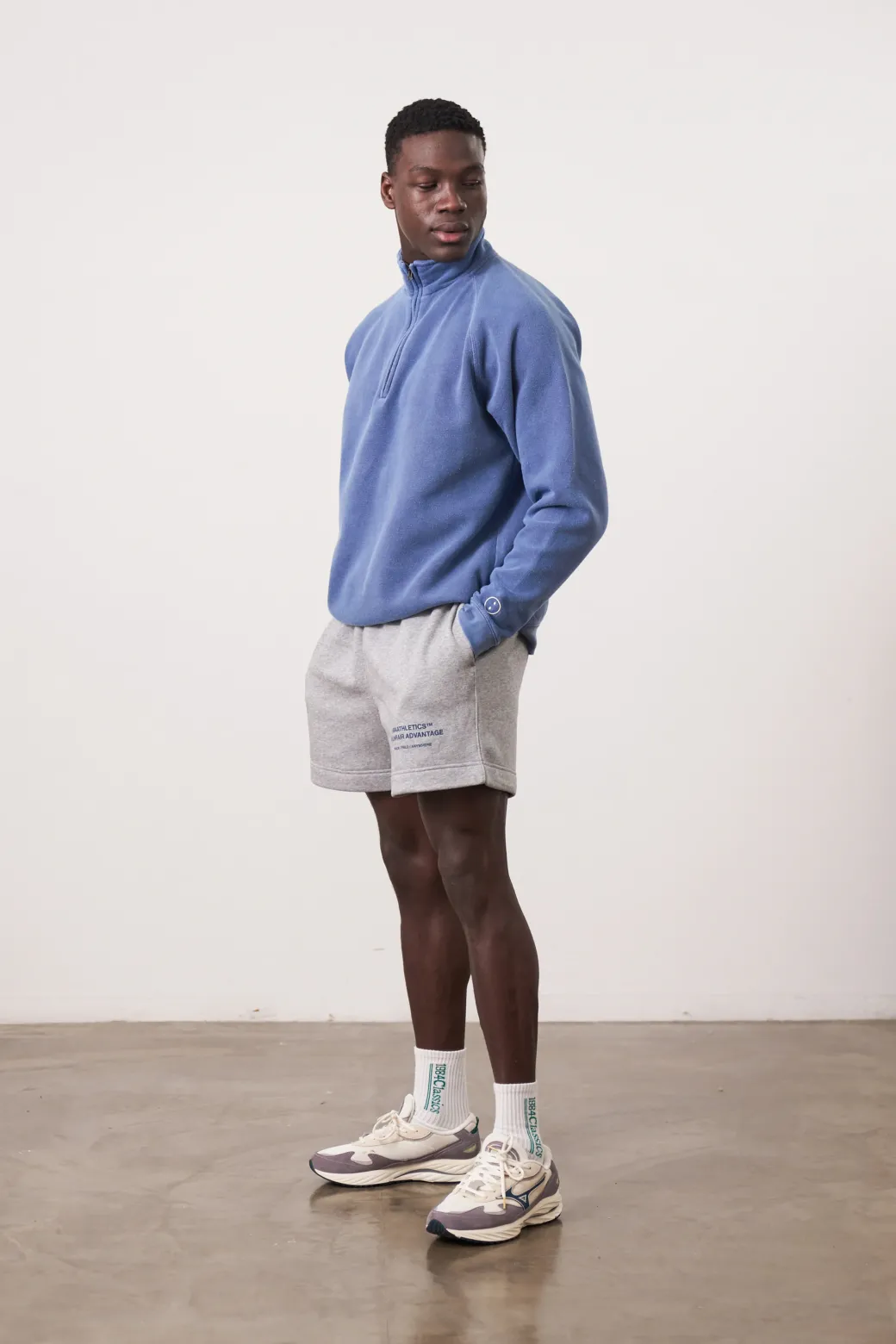 Essentials Vintage Washed 1/4 Zip Sweatshirt - Navy