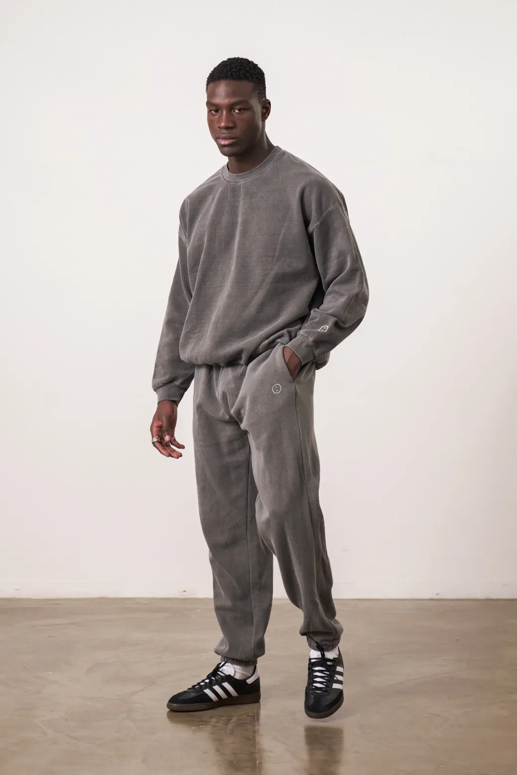 Essentials Vintage Washed Sweater & Jogger Set - Charcoal