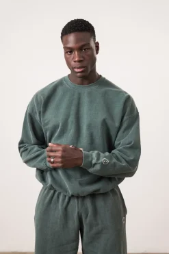 Essentials Vintage Washed Sweater - Forest