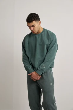 Essentials Vintage Washed Sweater - Forest
