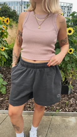 Essentials WMNS Embroidered Crop Rib Tank - Hazy Pink