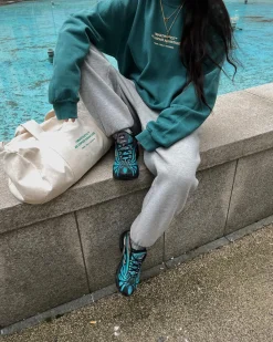 Vice 84 'Athletics' Vintage Washed Sweater & Gym Bag
