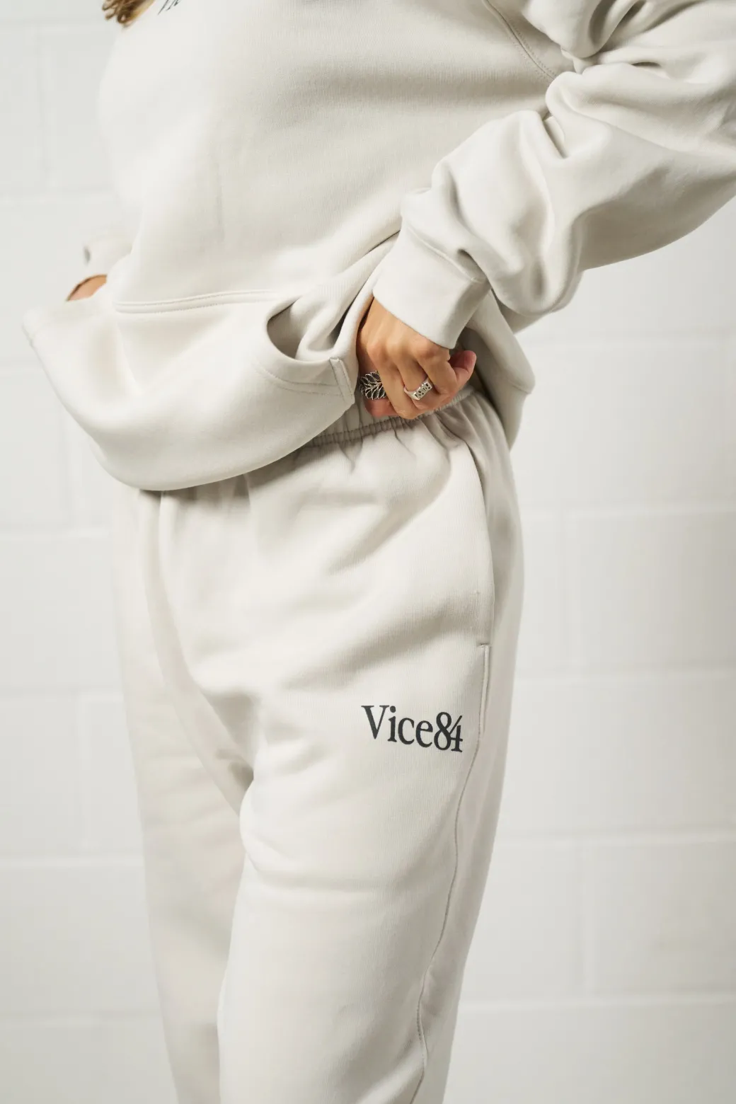 Vice 84 Premium Joggers - Bone