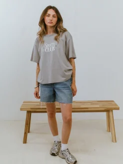 Vice  84 WMNS 'Sports Club' Staple Tee - Storm Grey