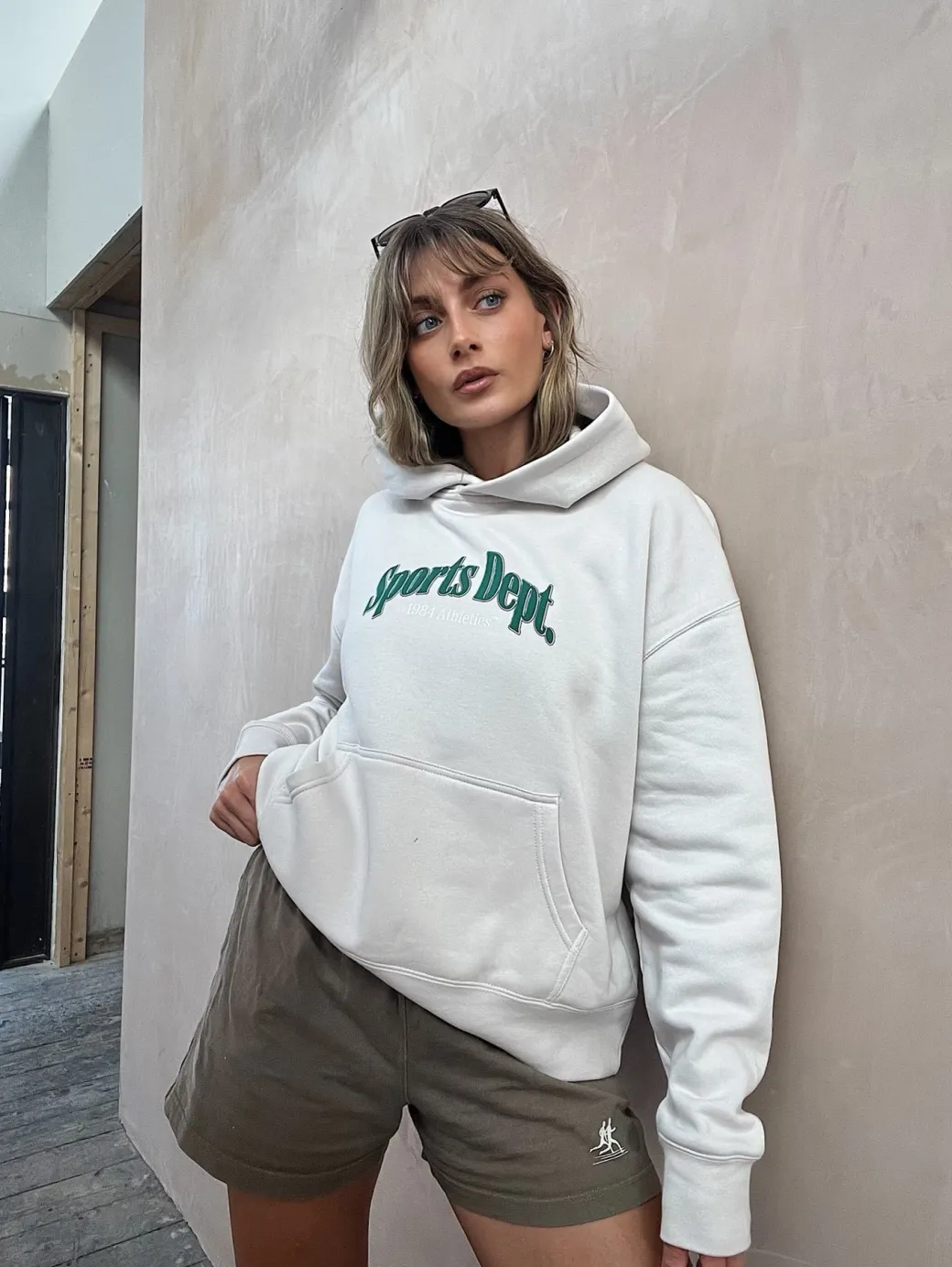 Vice 84 WMNS 'Sports Dept' Hoodie - Bone