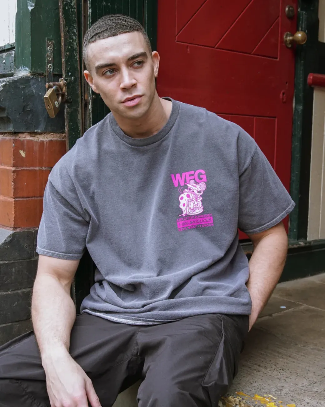 World Famous Gordos 'Call The Gang' Vintage Washed Tee - Black